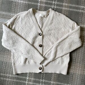 Cyrus cream vneck cardigan sweater M